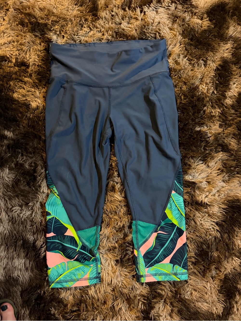 Girls' navy blue capris- Cropped Leggings with Tropical Print Hem